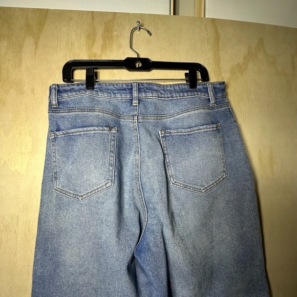 SO Super High Rise Wide Leg Jeans with Distressed Vintage Style Size 15 - Picture 9 of 10